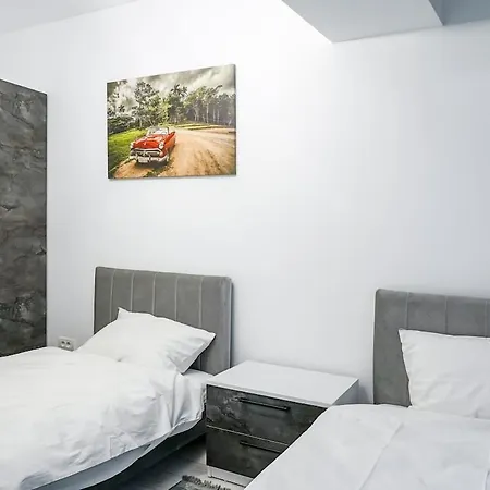 Charming Oasis شقة بوخارست