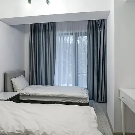Apartment Charming Oasis